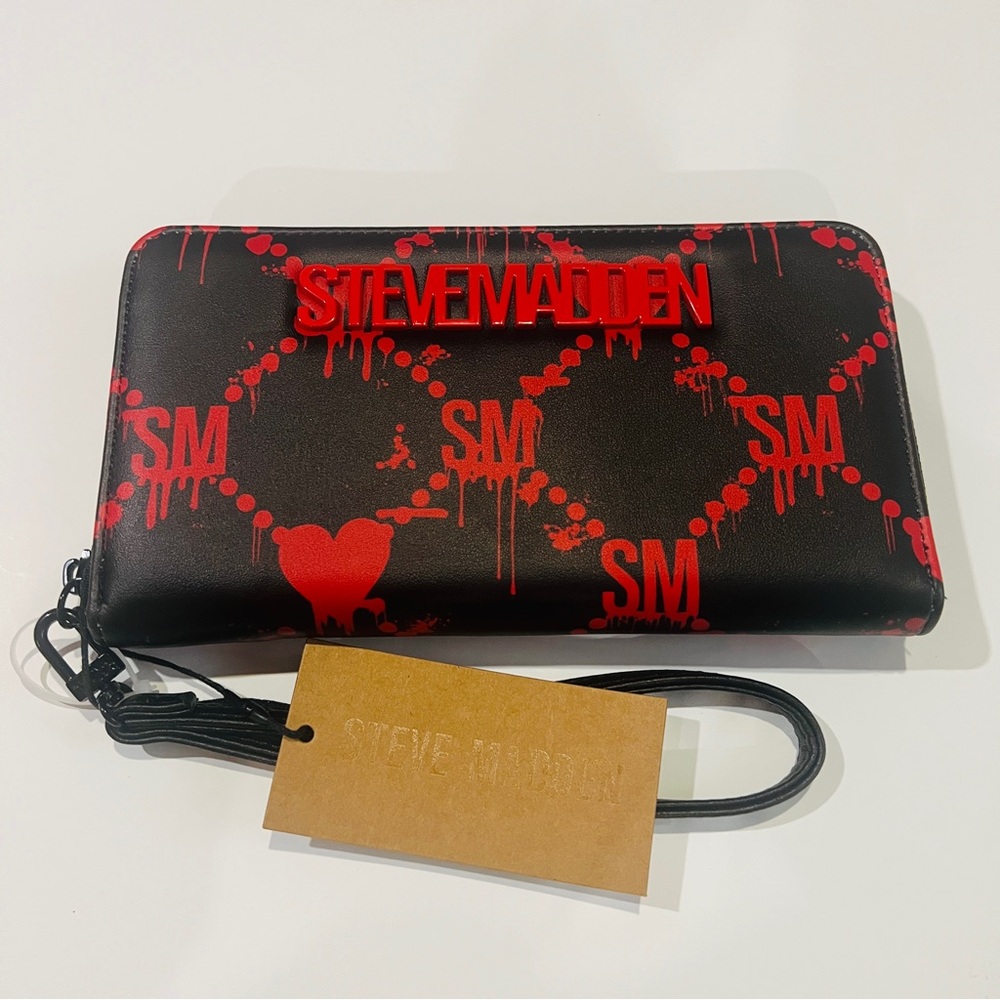 Steve Madden Zip Around Wristlet Wallet - Black/Red